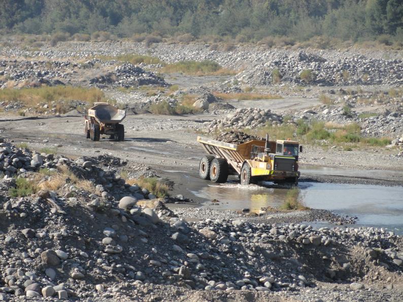 CACHAPOAL: SEREMI DE OBRAS PÚBLICAS INSTA A MUNICIPIOS A FISCALIZAR EXTRACCIÓN DE ÁRIDOS EN RÍO