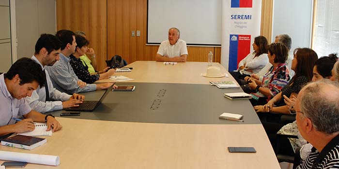 REGANTES Y DGA SE REÚNEN PARA MEJORAR GESTIÓN DEL AGUA EN LA REGIÓN